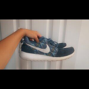 nike sneakers !